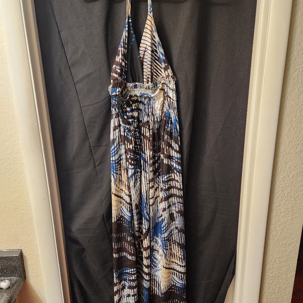 Womens halter top full length dress. Blue, brown, black &white. Ties around neck